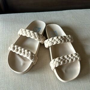 DV Dolce Vita Womens Faux Vegan Leather Ivory Cream Braided Flats Sandals Shoes